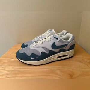 Nike x Patta Air Max 1 Sneakers US 9.5 Noise Aqua Blue DH1348-004